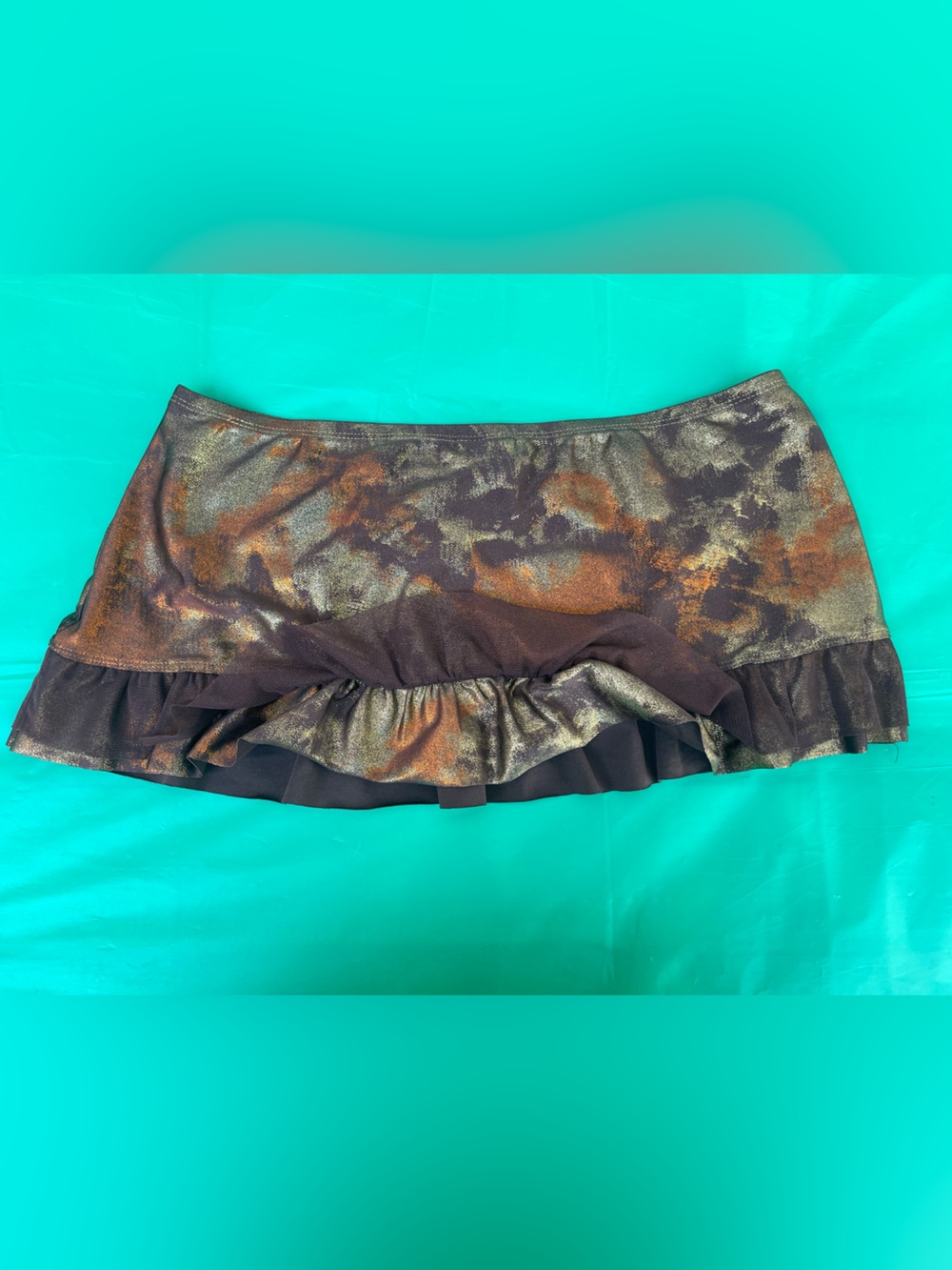 Y2K MICRO MINI METALLIC BROWN BEACH SKIRT NEW WITHOUT THE TAGS 
SIZE S /M